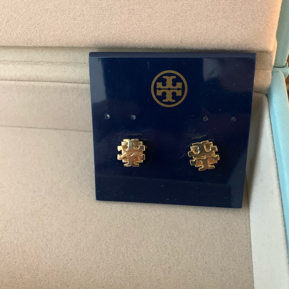 Tory Burch Stud Earrings in Gold